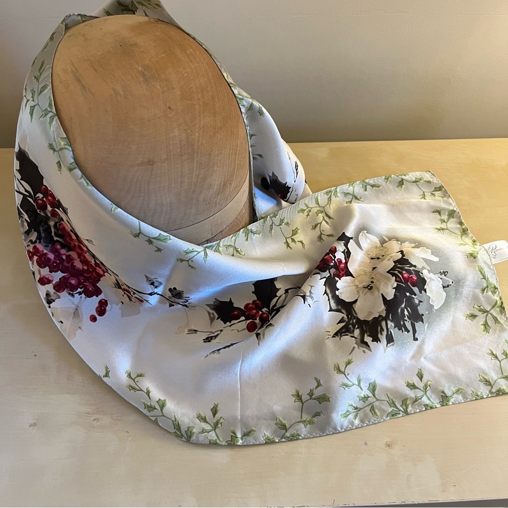 Elegant 100% silk winter Floral Print Women's Scarf